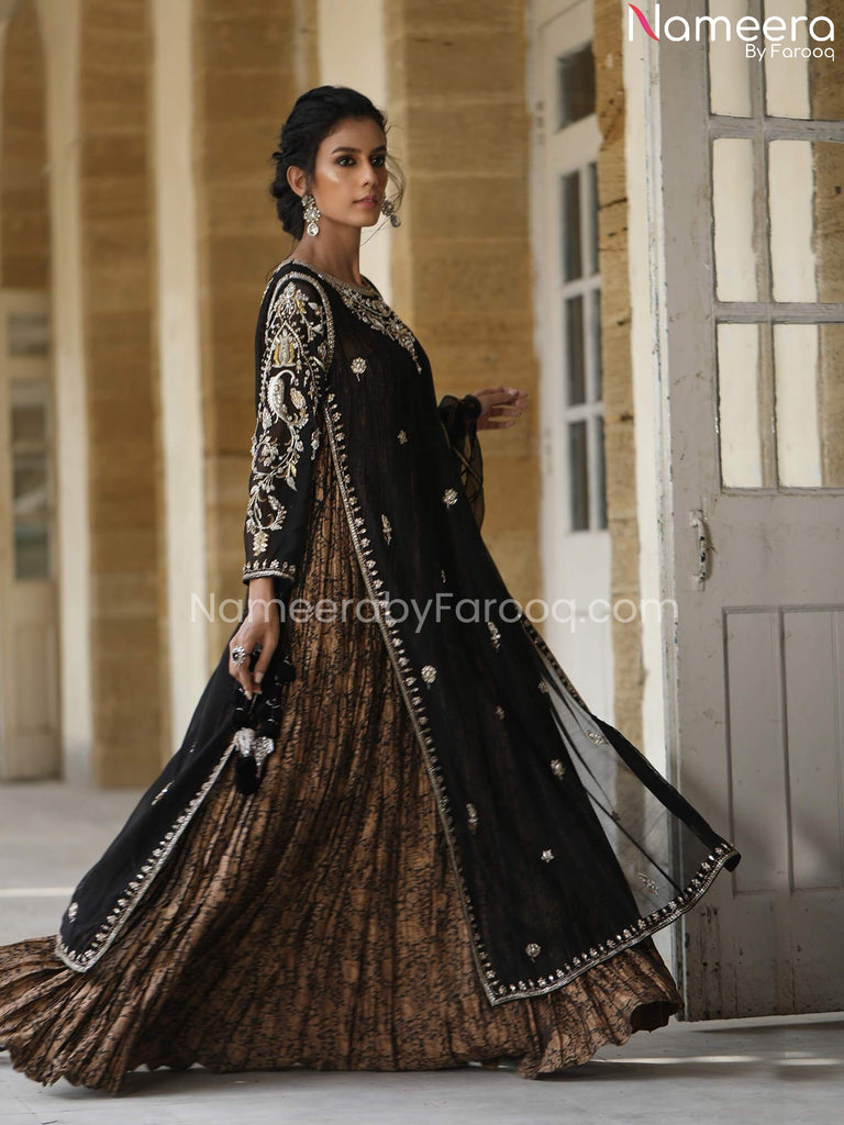 Scallop lace black | Black pakistani dress, Designer party dresses, Pakistani  dress design